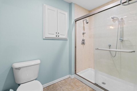Townhouse in Homosassa, Florida 2 bedrooms, 111.48 sq.m. № 1532068 - photo 24