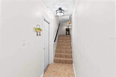 Townhouse in Homosassa, Florida 2 bedrooms, 111.48 sq.m. № 1532068 - photo 11
