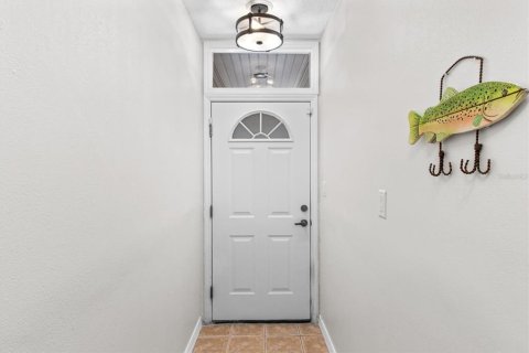 Townhouse in Homosassa, Florida 2 bedrooms, 111.48 sq.m. № 1532068 - photo 10