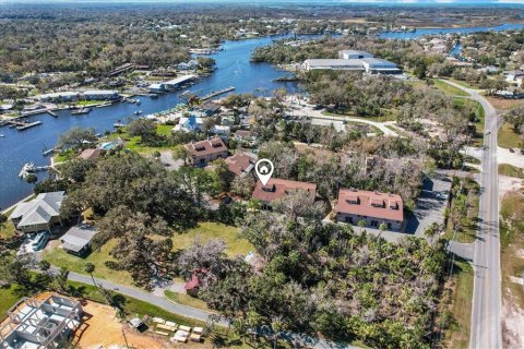 Townhouse in Homosassa, Florida 2 bedrooms, 111.48 sq.m. № 1532068 - photo 9