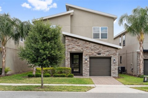 Villa ou maison à vendre à Davenport, Floride: 5 chambres, 286.23 m2 № 1649393 - photo 4