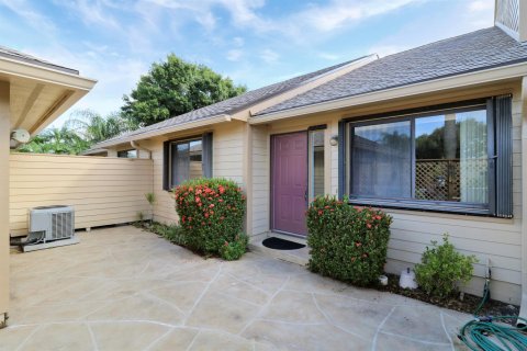 Touwnhouse à louer à Hobe Sound, Floride: 2 chambres, 112.88 m2 № 2252757 - photo 25