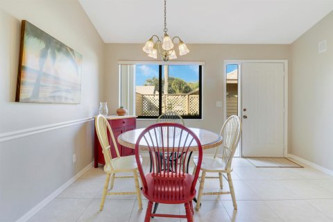 Touwnhouse à louer à Hobe Sound, Floride: 2 chambres, 112.88 m2 № 2252757 - photo 17