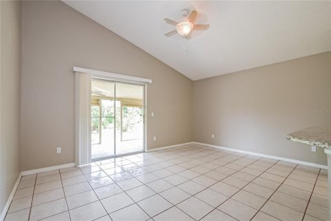 House in Orlando, Florida 3 bedrooms, 144.56 sq.m. № 1844480 - photo 9