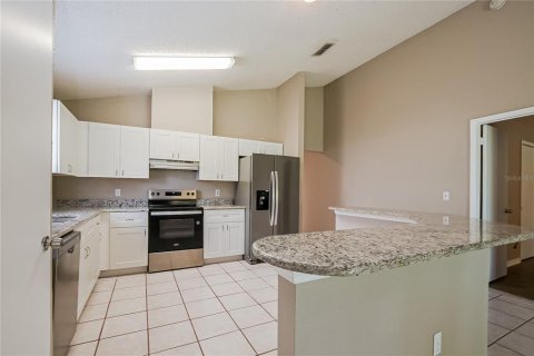House in Orlando, Florida 3 bedrooms, 144.56 sq.m. № 1844480 - photo 8