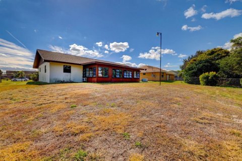 Casa en venta en Port St. Lucie, Florida, 3 dormitorios, 187.85 m2 № 2372407 - foto 23