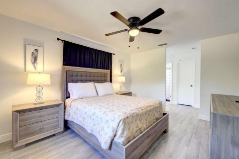 Casa en venta en Port St. Lucie, Florida, 3 dormitorios, 187.85 m2 № 2372407 - foto 13