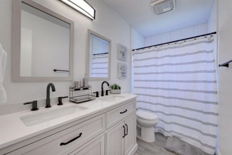 Casa en venta en Port St. Lucie, Florida, 3 dormitorios, 187.85 m2 № 2372407 - foto 17