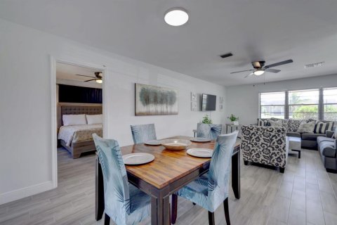 Casa en venta en Port St. Lucie, Florida, 3 dormitorios, 187.85 m2 № 2372407 - foto 6