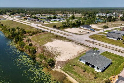 Land in Cape Coral, Florida № 2221198 - photo 29