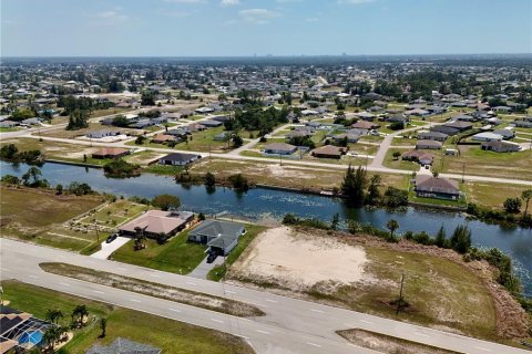 Land in Cape Coral, Florida № 2221198 - photo 3