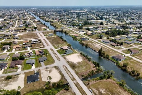 Land in Cape Coral, Florida № 2221198 - photo 30