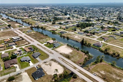 Land in Cape Coral, Florida № 2221198 - photo 25