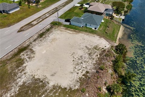 Land in Cape Coral, Florida № 2221198 - photo 19