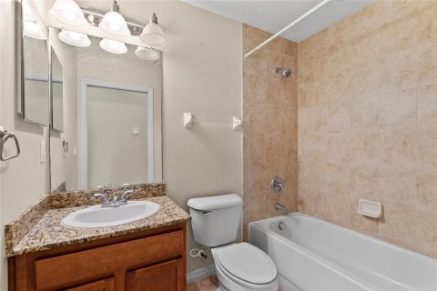 House in Tampa, Florida 4 bedrooms, 187.85 sq.m. № 1905802 - photo 29