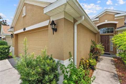 House in Tampa, Florida 4 bedrooms, 187.85 sq.m. № 1905802 - photo 4