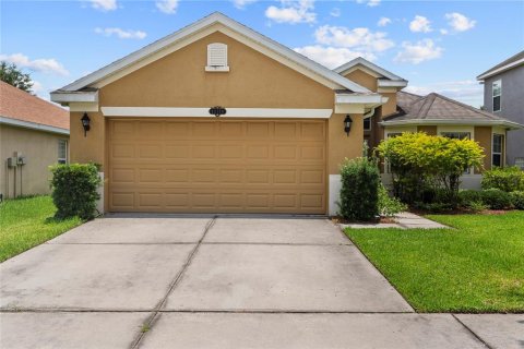 House in Tampa, Florida 4 bedrooms, 187.85 sq.m. № 1905802 - photo 2