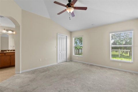 House in Tampa, Florida 4 bedrooms, 187.85 sq.m. № 1905802 - photo 19