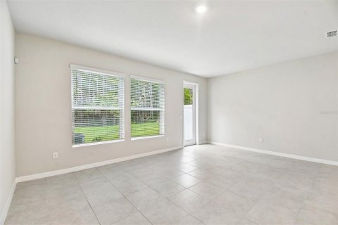 Купить таунхаус в Дейтона-Бич, Флорида 6 комнат, 164.72м2, № 2131871 - фото 25