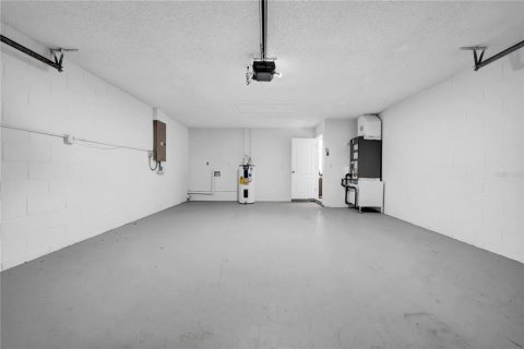 House in Lakeland, Florida 3 bedrooms, 117.24 sq.m. № 1876295 - photo 24