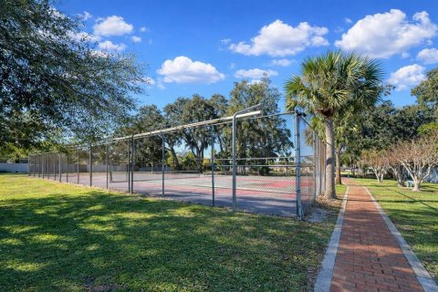 Townhouse in Winter Park, Florida 2 bedrooms, 94.76 sq.m. № 2157688 - photo 27