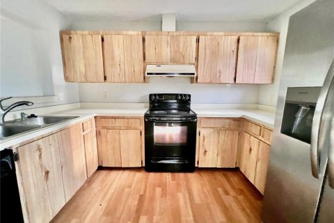 Townhouse in Winter Park, Florida 2 bedrooms, 94.76 sq.m. № 2157688 - photo 13