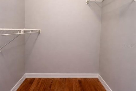 Townhouse in Winter Park, Florida 2 bedrooms, 94.76 sq.m. № 2157688 - photo 20