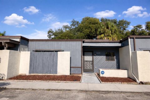 Townhouse in Winter Park, Florida 2 bedrooms, 94.76 sq.m. № 2157688 - photo 30