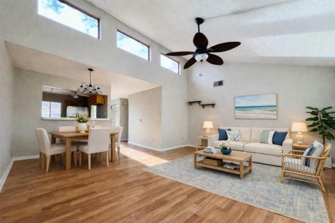 Townhouse in Winter Park, Florida 2 bedrooms, 94.76 sq.m. № 2157688 - photo 4