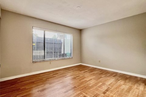 Townhouse in Winter Park, Florida 2 bedrooms, 94.76 sq.m. № 2157688 - photo 14