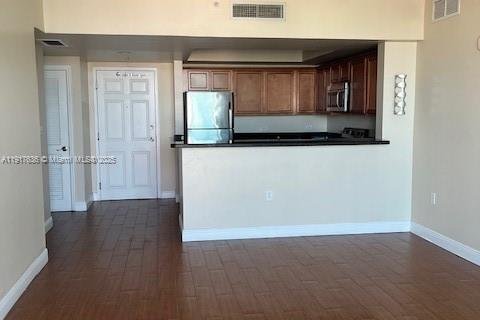Condo in Hollywood, Florida, 2 bedrooms  № 1972230 - photo 16