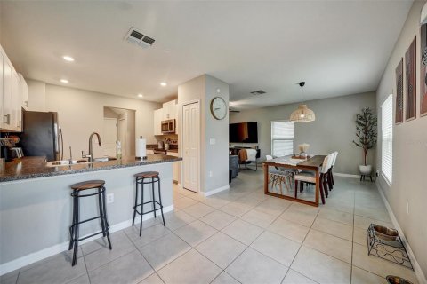 Casa en alquiler en Tampa, Florida, 3 dormitorios, 145.67 m2 № 1903924 - foto 9