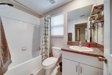 Casa en alquiler en Tampa, Florida, 3 dormitorios, 145.67 m2 № 1903924 - foto 27