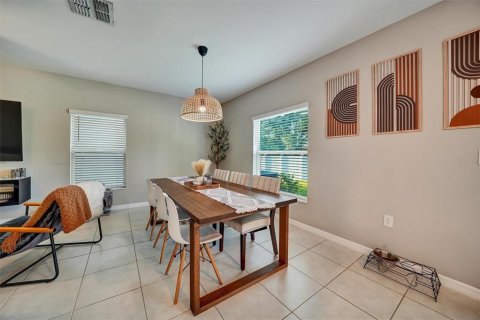 Casa en alquiler en Tampa, Florida, 3 dormitorios, 145.67 m2 № 1903924 - foto 6