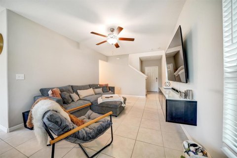 Casa en alquiler en Tampa, Florida, 3 dormitorios, 145.67 m2 № 1903924 - foto 4