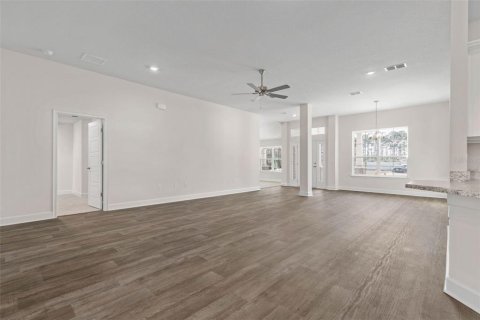 House in Palm Coast, Florida 4 bedrooms, 210.42 sq.m. № 1784723 - photo 4