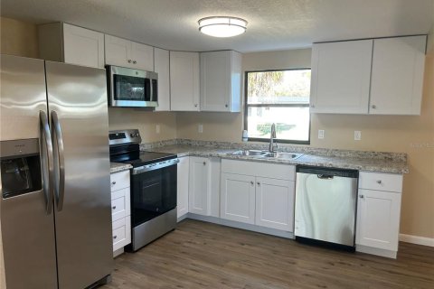 House in Daytona Beach, Florida 2 bedrooms, 89 sq.m. № 1549708 - photo 3