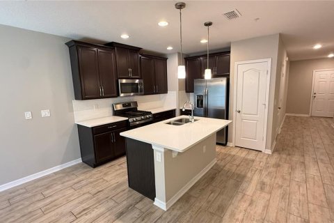 Touwnhouse à vendre à Sanford, Floride: 3 chambres, 138.42 m2 № 2387581 - photo 6