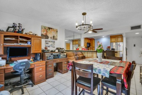Condo in Deerfield Beach, Florida, 2 bedrooms  № 2083688 - photo 7