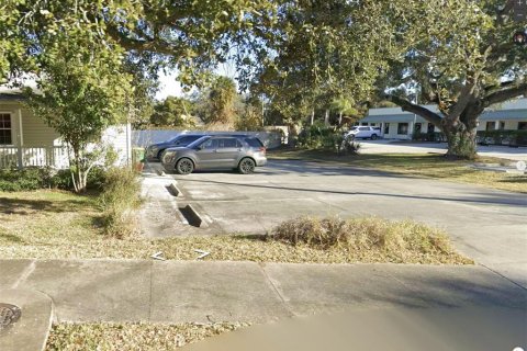Commercial property in Merrit Island, Florida № 2106040 - photo 2