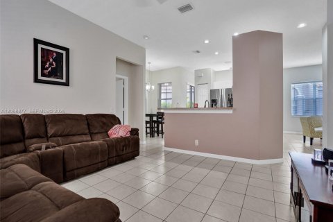 Villa ou maison à louer à Weston, Floride: 3 chambres, 154.4 m2 № 2294362 - photo 19
