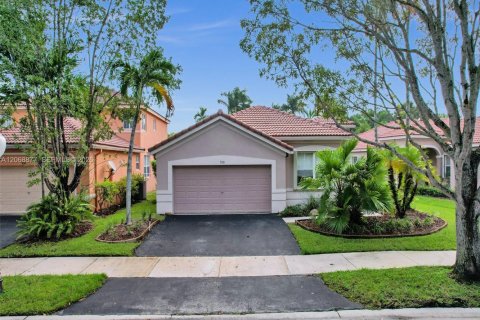 Villa ou maison à Weston, Floride 3 chambres, 154.4 m2 № 2294362