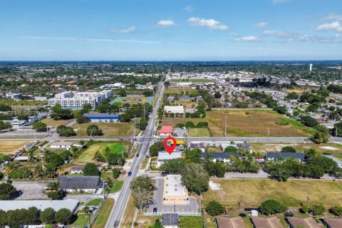 Casa en alquiler en Florida City, Florida, 3 dormitorios № 2058404 - foto 13
