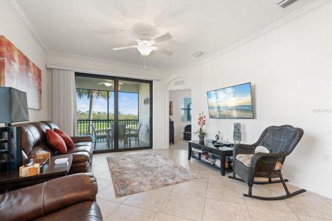 Condominio en alquiler en Lakewood Ranch, Florida, 3 dormitorios, 116.5 m2 № 1851472 - foto 11