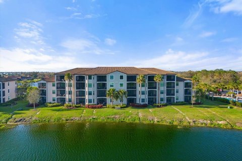 Condominio en alquiler en Lakewood Ranch, Florida, 3 dormitorios, 116.5 m2 № 1851472 - foto 27