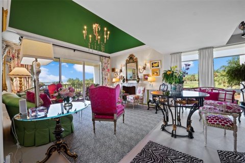 Condo in Belleair, Florida, 2 bedrooms  № 1193775 - photo 15