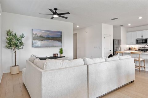 Villa ou maison à vendre à Davenport, Floride: 4 chambres, 184.23 m2 № 1900857 - photo 7