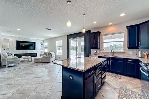 House in Orlando, Florida 4 bedrooms, 276.48 sq.m. № 1767283 - photo 16