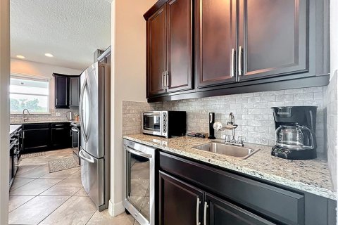 House in Orlando, Florida 4 bedrooms, 276.48 sq.m. № 1767283 - photo 21