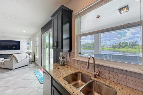 House in Orlando, Florida 4 bedrooms, 276.48 sq.m. № 1767283 - photo 17